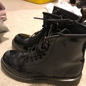 BLACK DOC MARTENS WOMENS 6.5